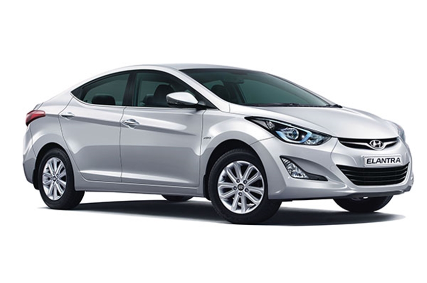 2015 Hyundai Elantra Facelift Launched At Rs 14 13 Lakh
