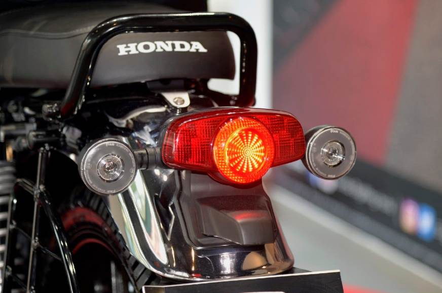 Honda-CB350-rear