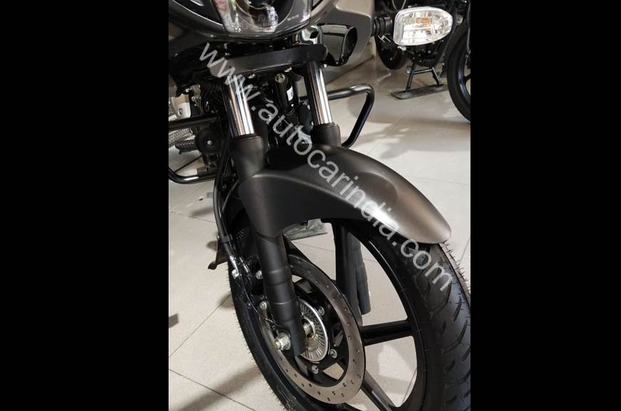 Bajaj Pulsar 180f Price For Abs Is Rs 94 278 Autocar India