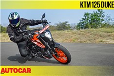 KTM 125 Duke video review