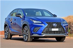 2017 Lexus NX300h image gallery