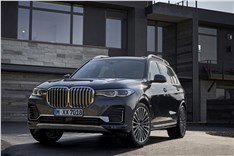 2019 BMW X7 image gallery