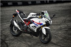 BMW G 310 RR image gallery