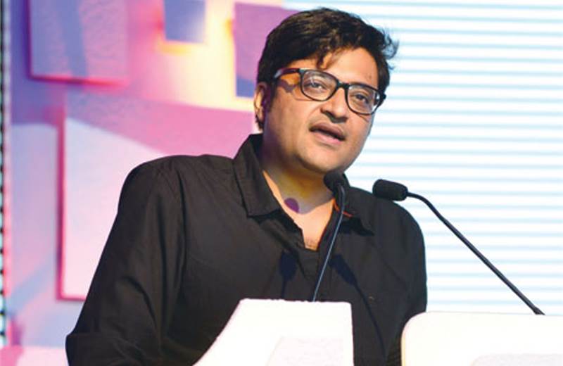 Republic's Arnab Goswami to declare financial details, urges detractors and others in #TRPScam to follow