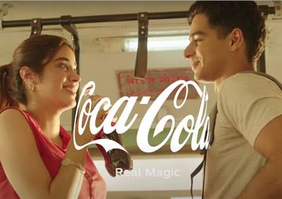 Janhvi Kapoor's Coca-Cola gets a dizzy Ishaan Khatter feeling fizzy  