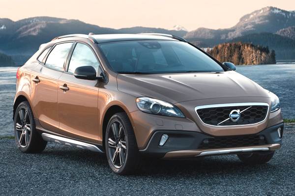 volvo crossover launch