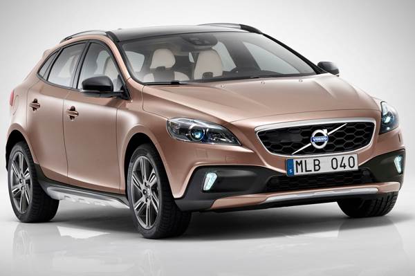 volvo crossover launch