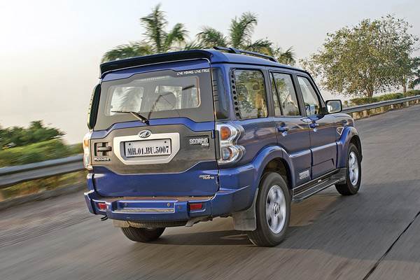 tata safari storme 400 review