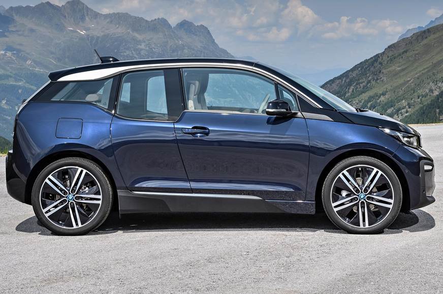 BMW i3 officially unveiled to the world - CarWale