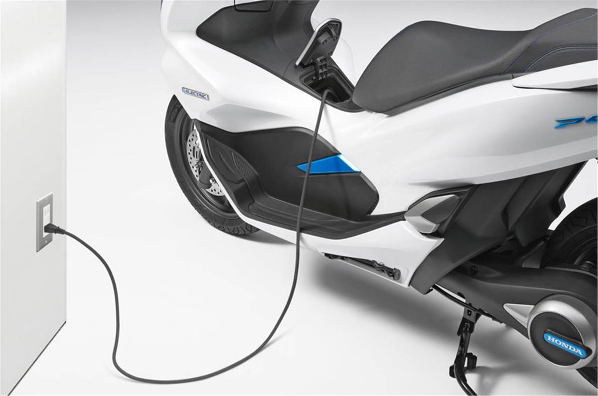 Honda Pcx Electric Showcased At Tokyo Autocar India