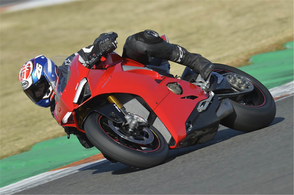 18 Ducati Panigale V4 S Review Test Ride Autocar India