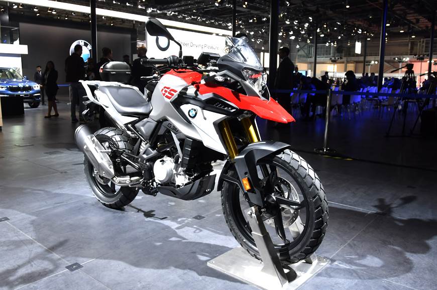 bmw g 310 r booking