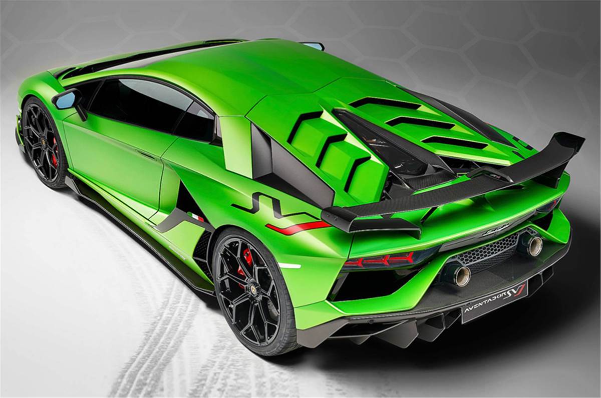 19 Lamborghini Aventador Svj Unveiled At Pebble Beach Autocar India
