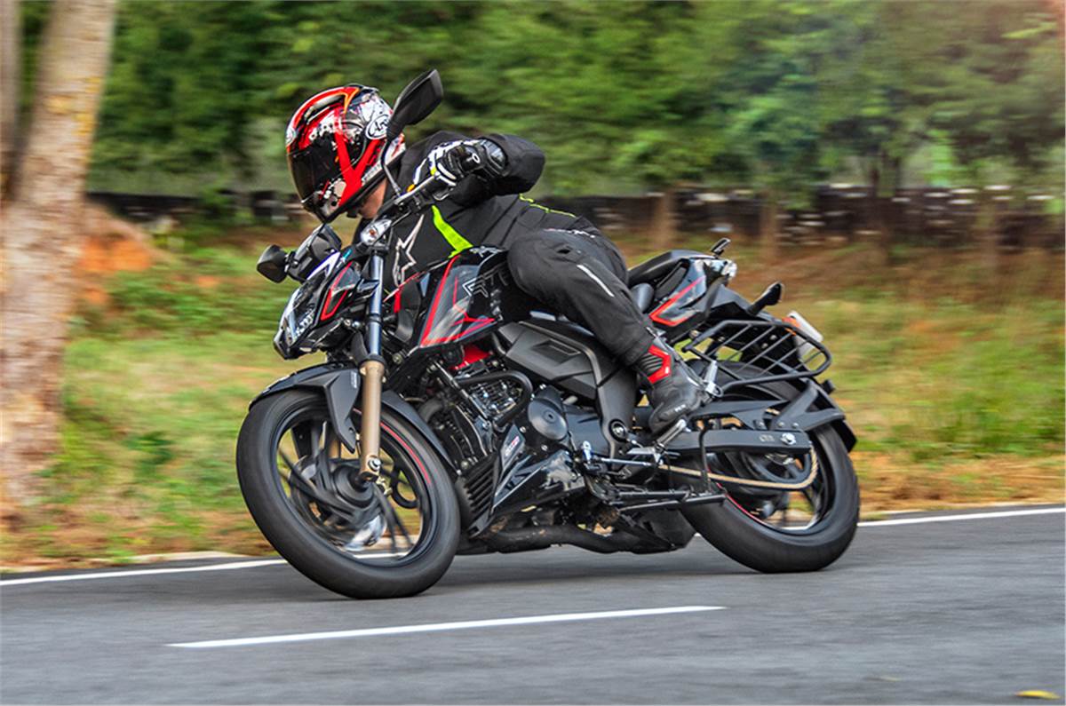 Bs6 Tvs Apache Rtr 0 4v Review Autocar India Bs6 Tvs Apache Rtr 0 4v Review Autocar India
