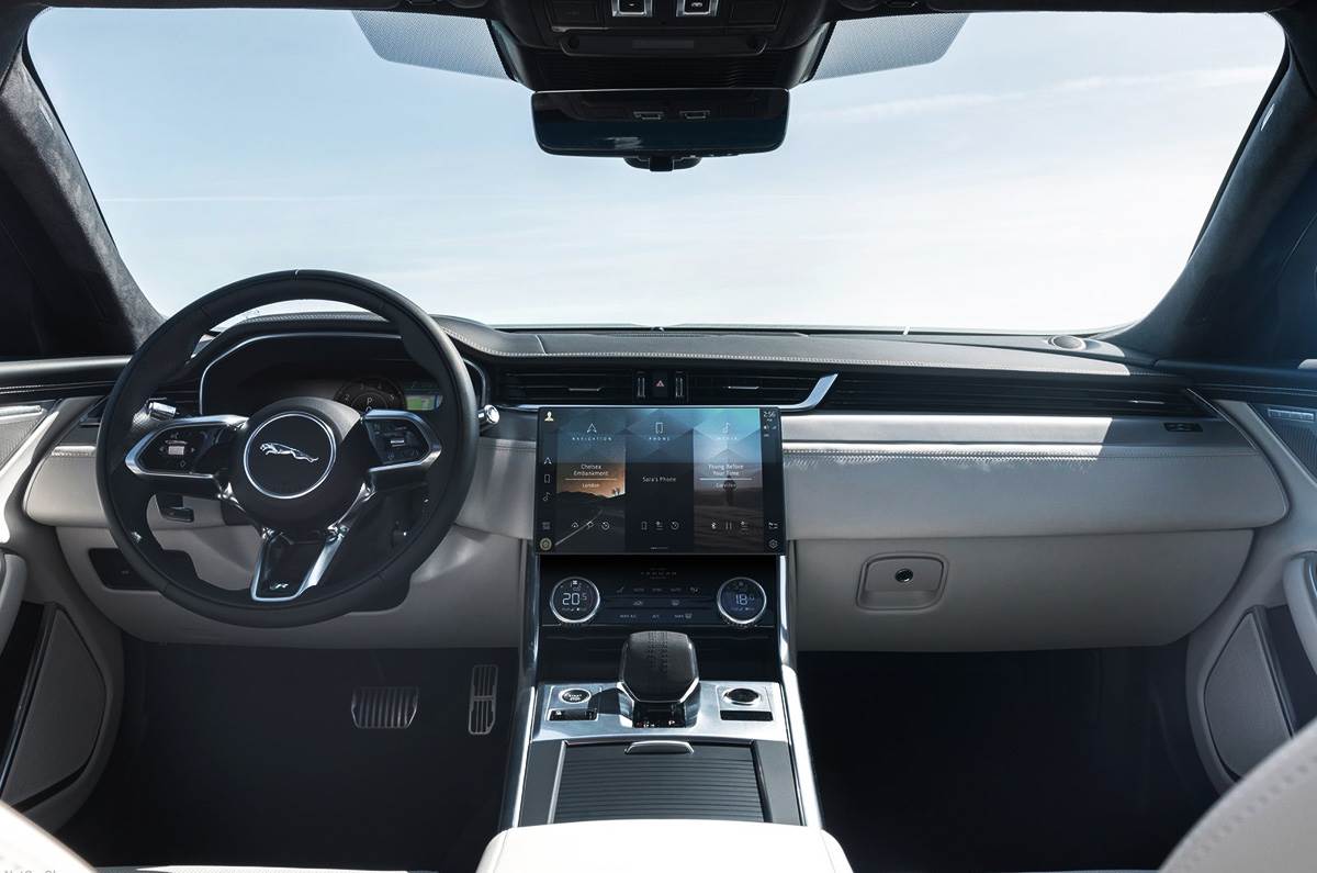 New Jaguar E-PACE 2021 (Facelift) - FIRST LOOK exterior, interior