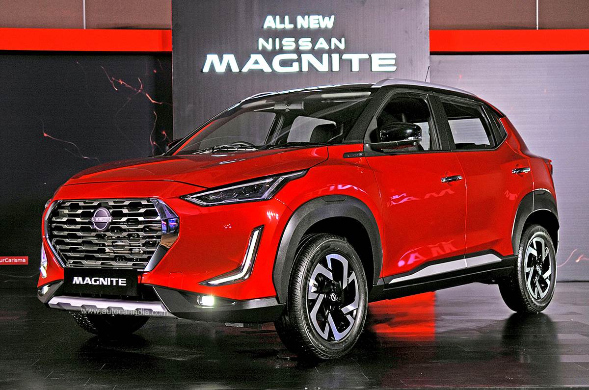 nissan magnite variants features