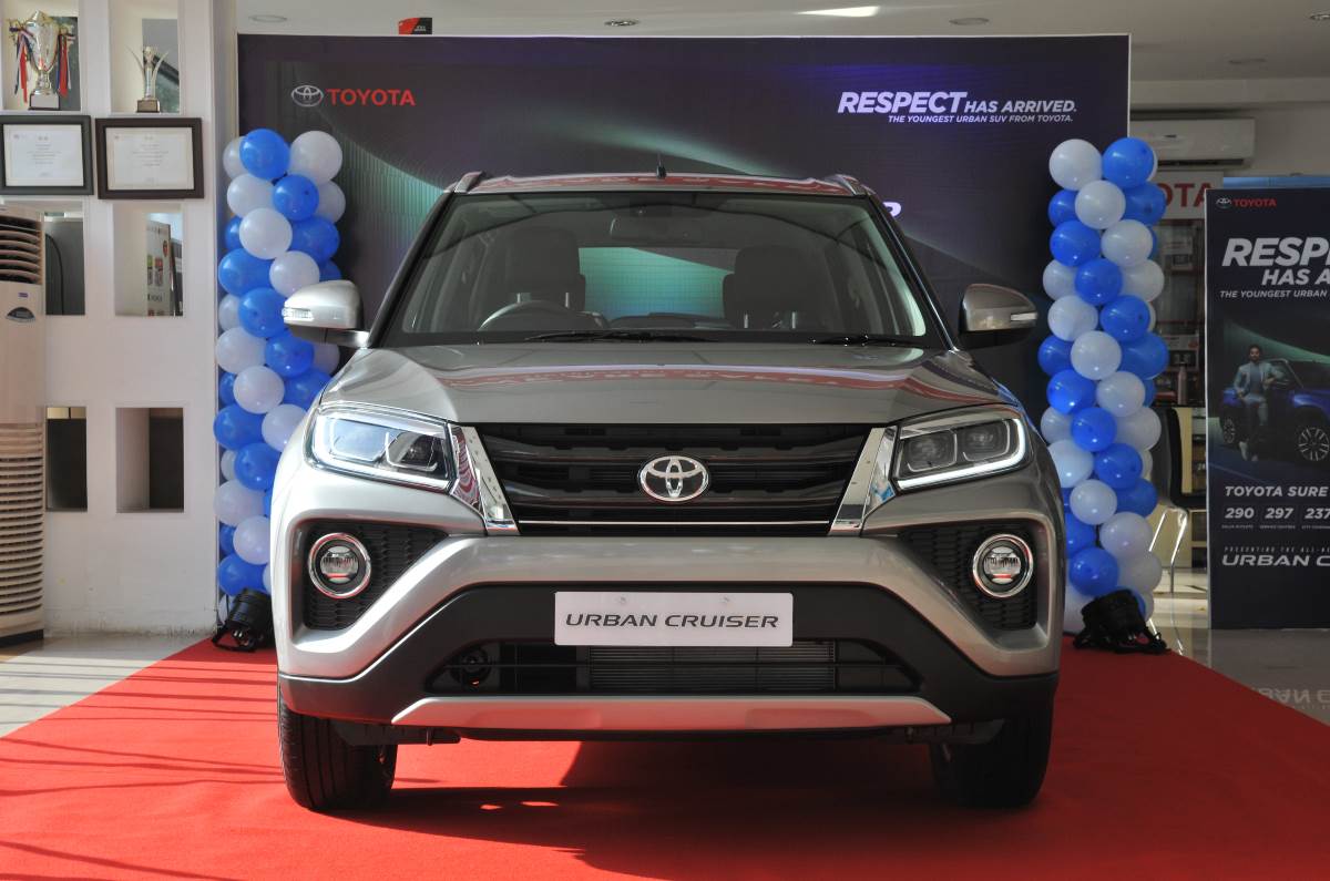 acclaim motors yelahanka showroom