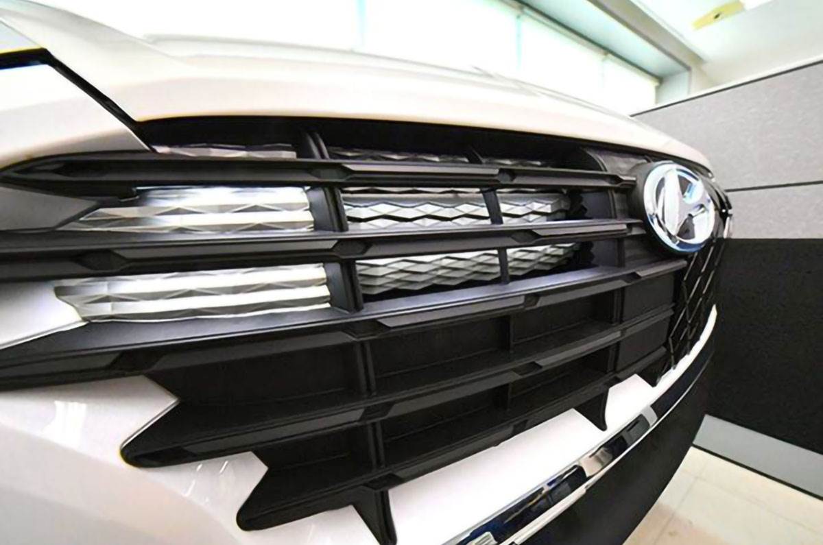 Hyundai Mobis develops 'lighting grille' - Just Auto