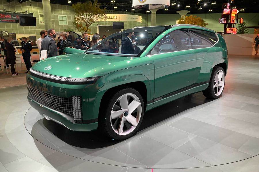 Hyundai Seven concept SUV revealed at the 2021 LA motor show