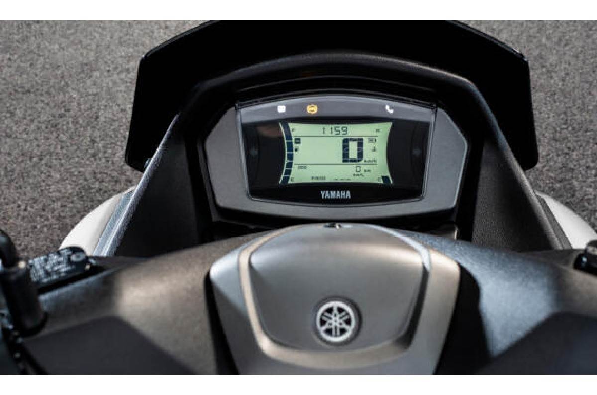 Yamaha NMAX 125 6391km走行 （Yamaha NMAX 125 walk around n details） 