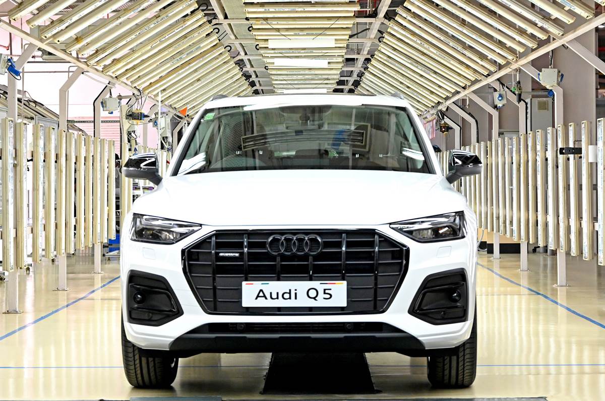 Q5 > Q5 > Audi Indonesia