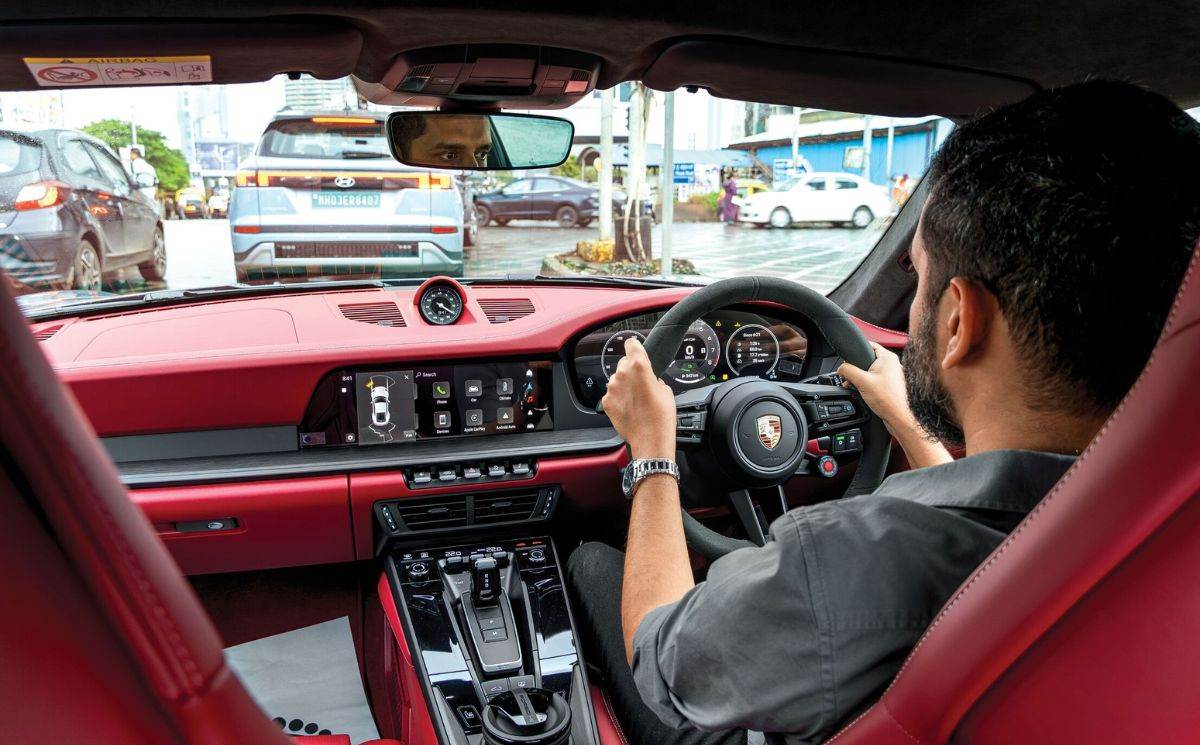 porsche-911-carrera-4-gts-interior porsche-911-carrera-4-gts-interior