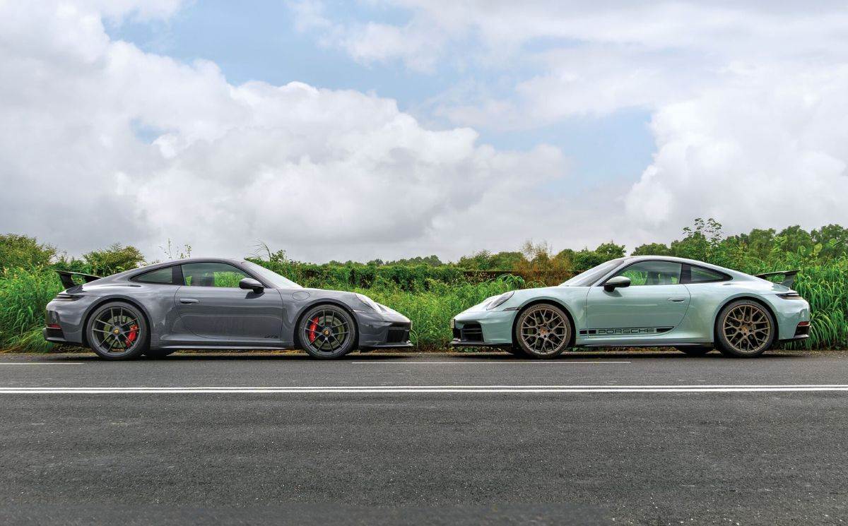 porsche-911-carrera-4-gts-porsche-911-carrera-face-to-face-side-static porsche-911-carrera-4-gts-porsche-911-carrera-face-to-face-side-static