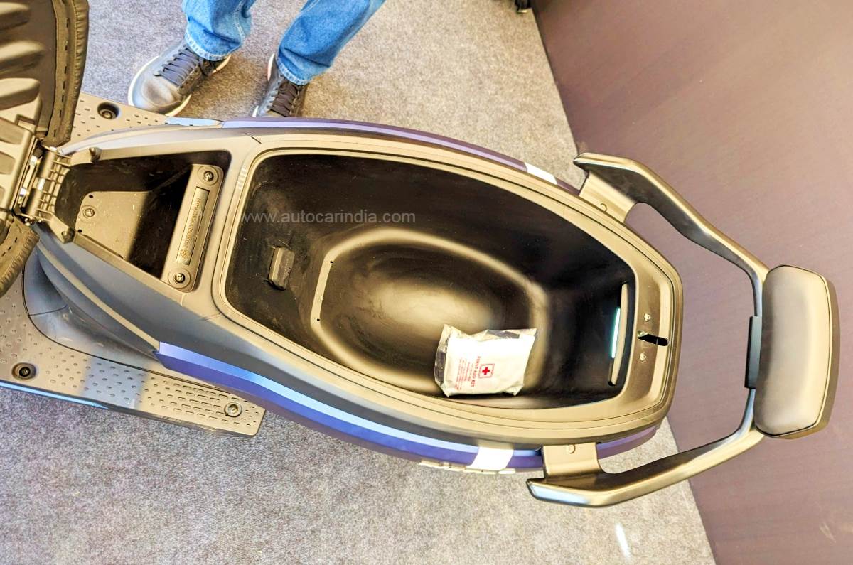 The Rizta gets a 34 litre underseat storage compartment and an optional 22 litre frunk.