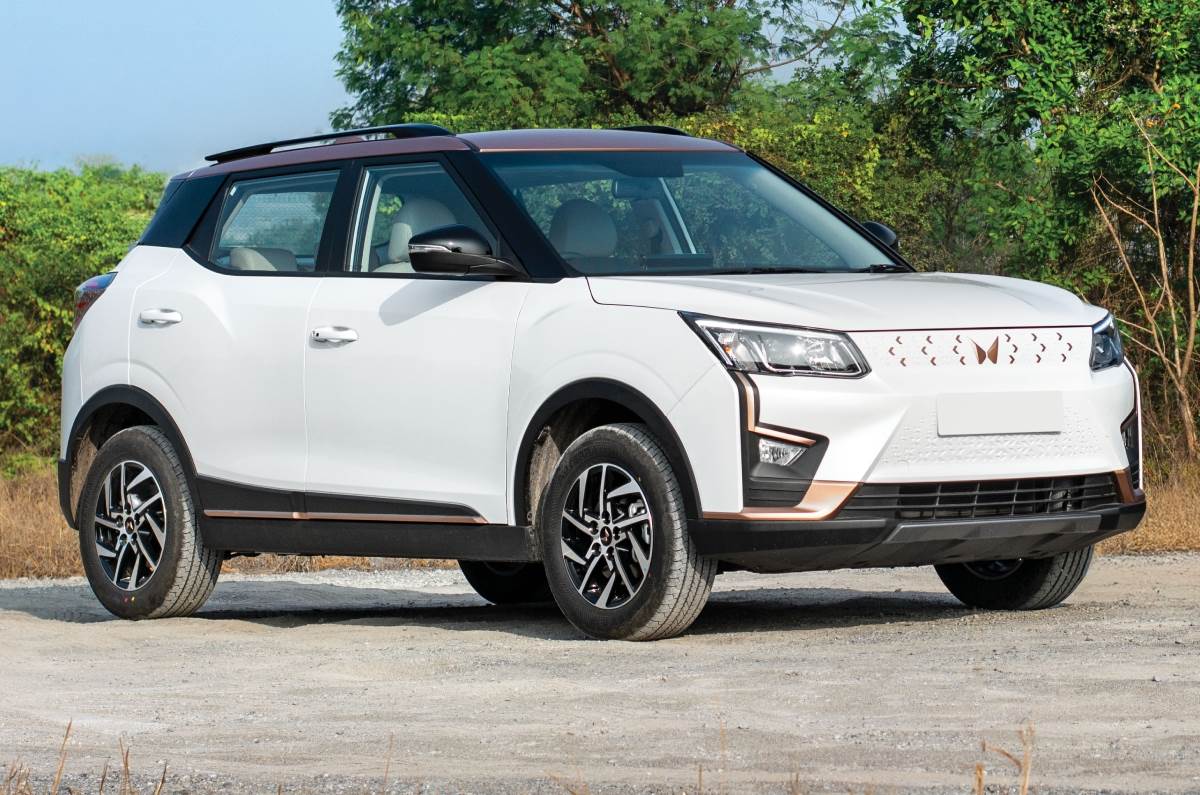 2025 Mahindra XUV400 discounts 2025 Mahindra XUV400 discounts