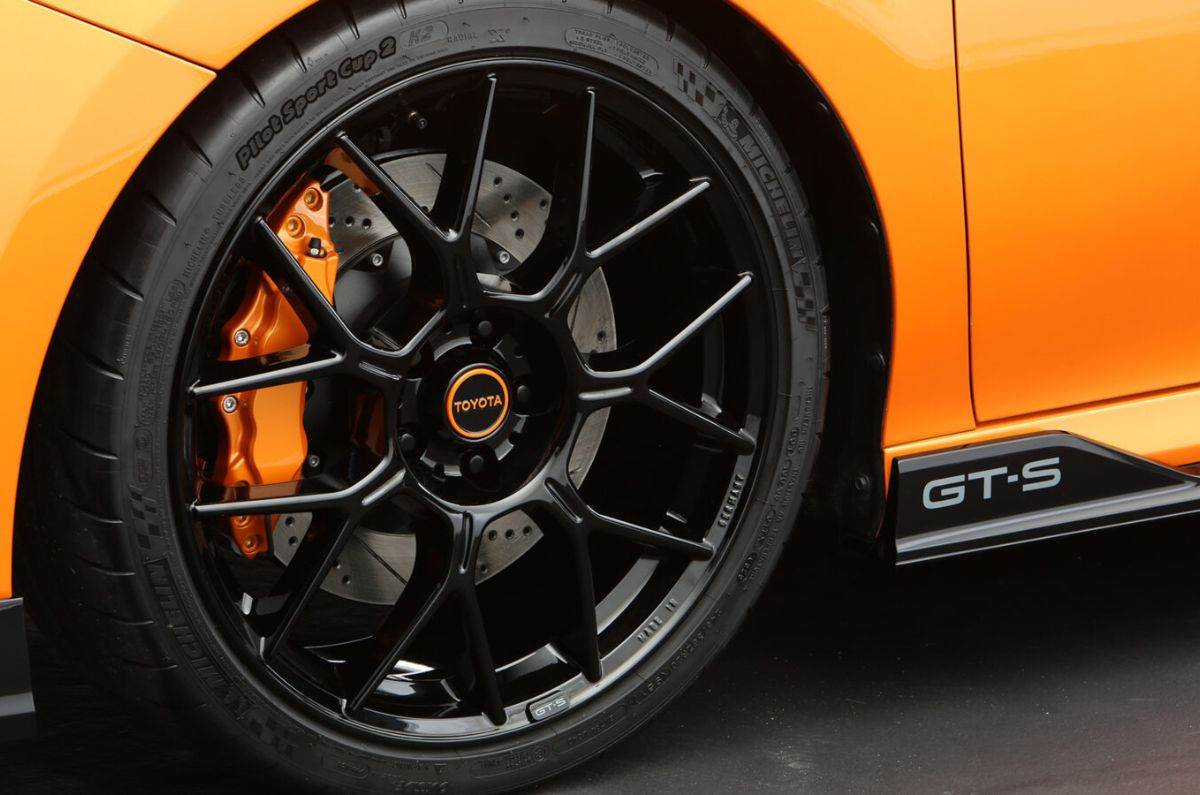 toyota-Camry-GT-S-Concept-wheels-static toyota-Camry-GT-S-Concept-wheels-static