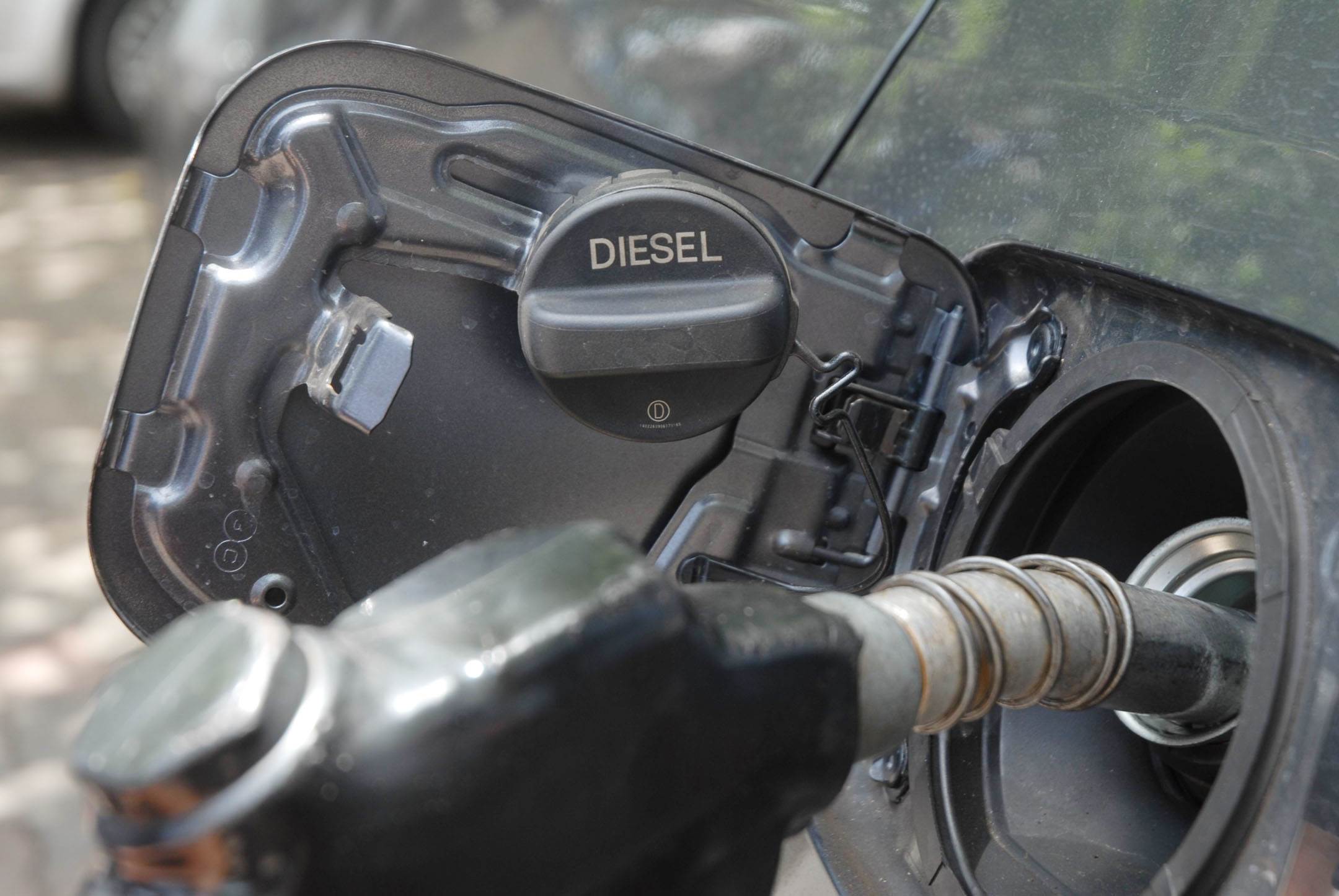 DRI busts diesel smuggling racket in Tamil Nadu, Andhra Pradesh and ...