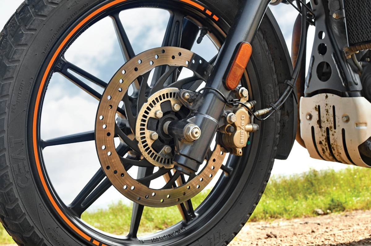 Royal Enfield Scram 440 front brake Royal Enfield Scram 440 front brake