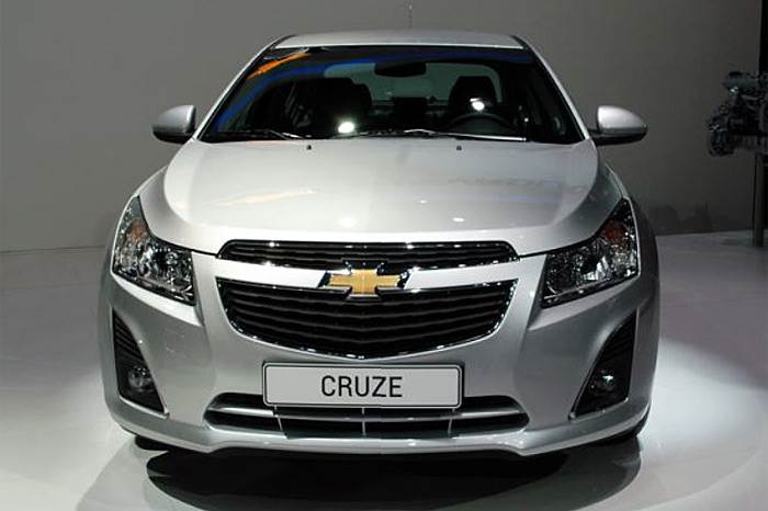 Chevrolet Cruze facelift revealed