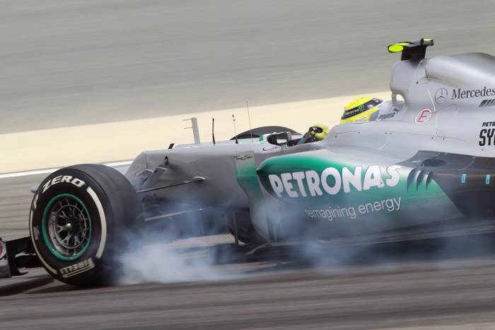 Rosberg quickest in Bahrain FP2