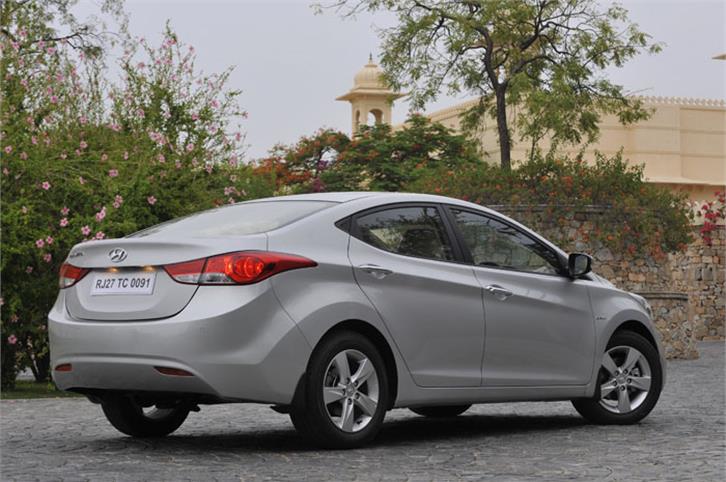 New Hyundai Elantra review, test drive and video
