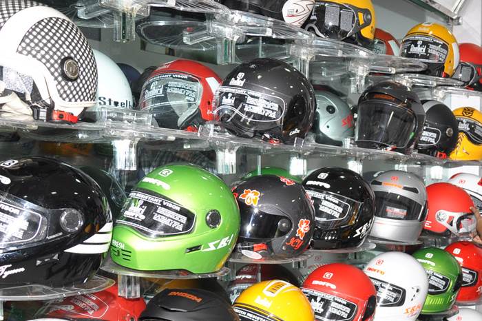Steelbird Helmets forays into riding gear, accessory market  