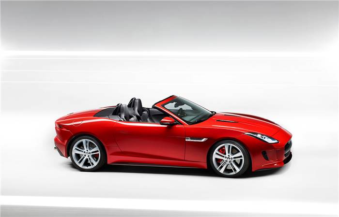 New Jaguar F-type revealed