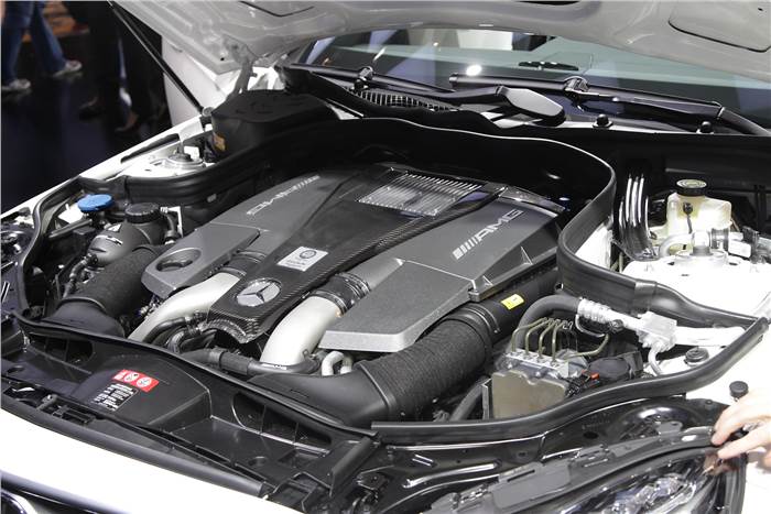 Mercedes unveils new E63 AMG at Detroit
