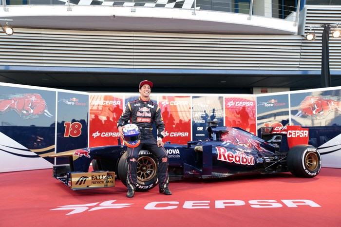 Toro Rosso reveals 2013 car at Jerez