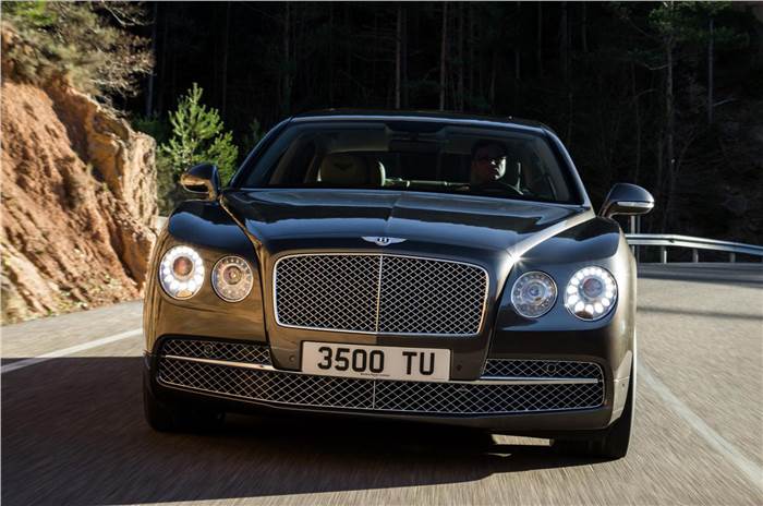 New Bentley Flying Spur revealed