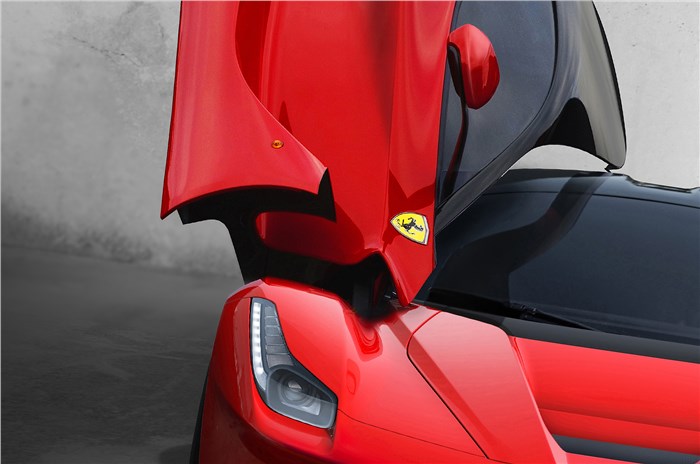 LaFerrari: Ferrari&#8217;s new 950bhp flagship revealed