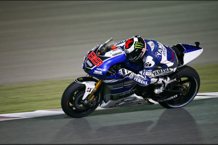 MotoGP: Lorenzo wins at Qatar, Rossi second
