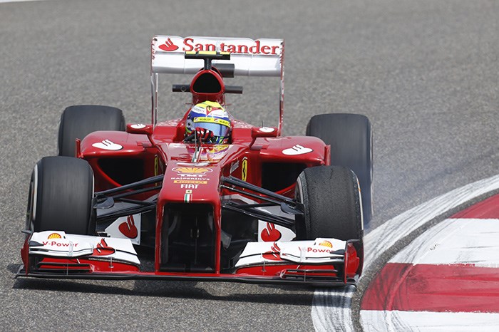 Rosberg, Massa set the pace in China