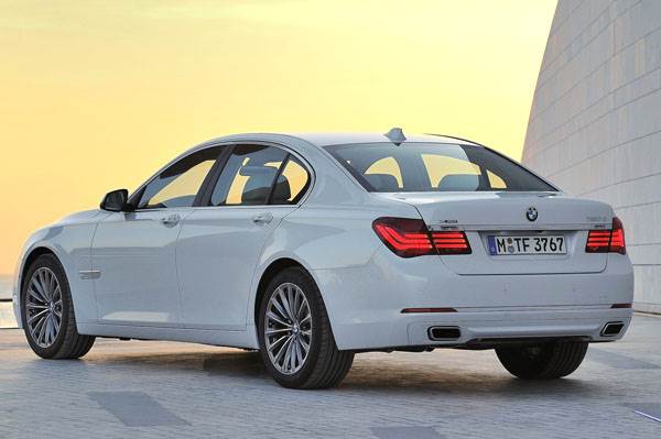 BMW launches 7-series facelift