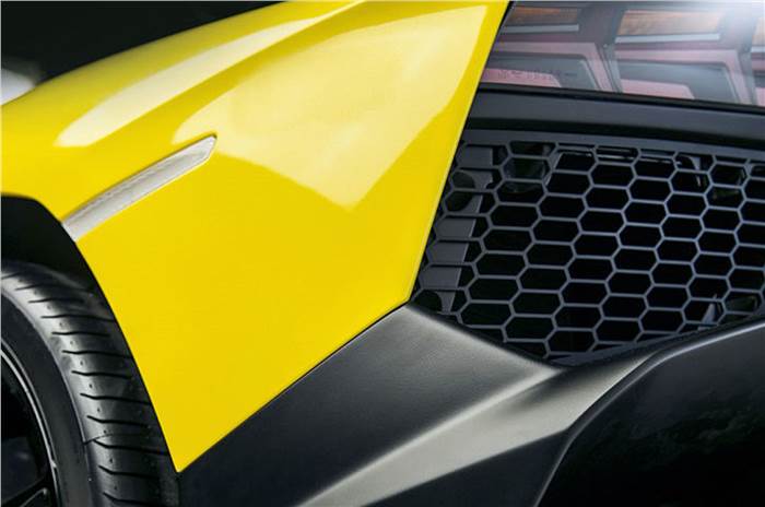 Lamborghini Aventador LP720-4 50 Anniversario Edition revealed
