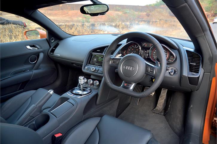 2013 Audi R8 V10 review, test drive