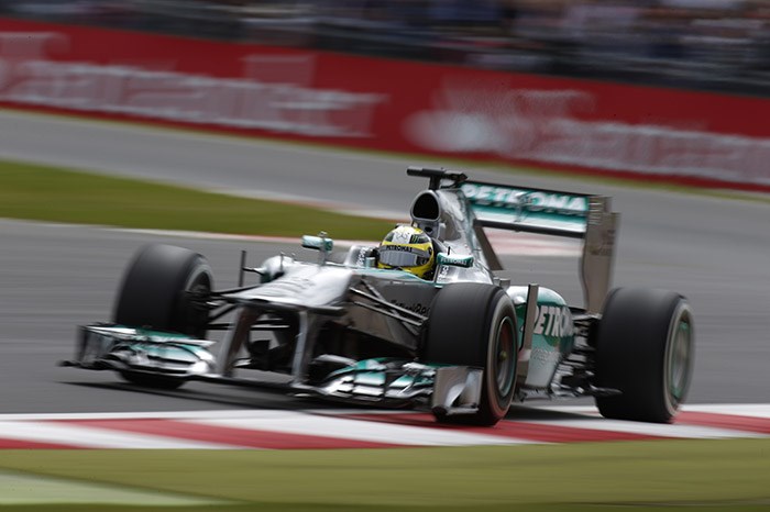 British GP: Rosberg wins chaotic race
