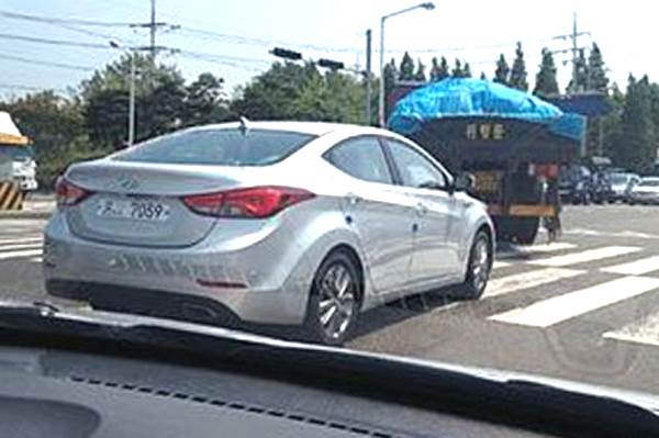 Hyundai readying Elantra facelift