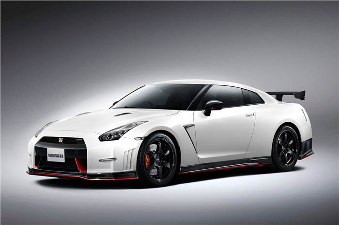 Nissan GT-R Nismo with 591bhp revealed