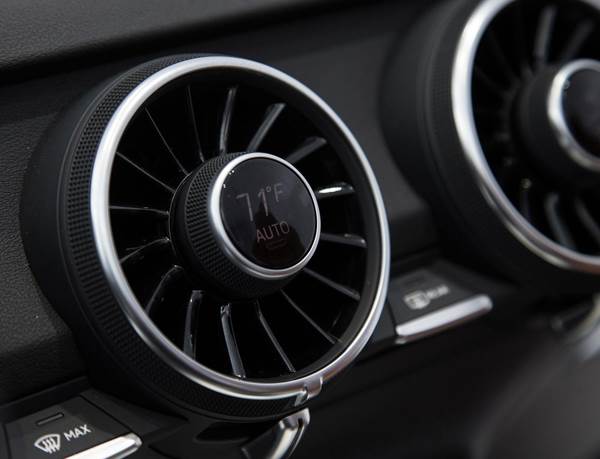 New 2015 Audi TT interior revealed at CES 